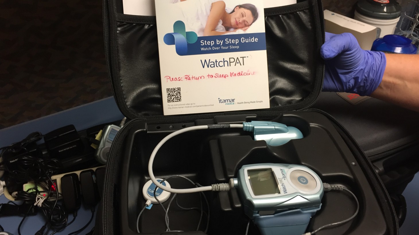 Sleep apnea monitor